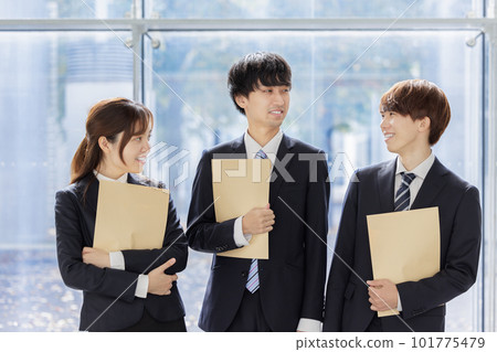 A student 101775479
