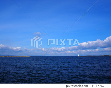 Tsugaru Strait, Aomori Prefecture, Delicious apple pie from Aoiumi Park, behind the Aspam product store, November 2022 101776292