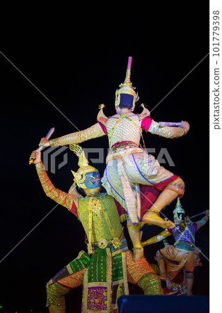 犛牛與眾神之戰/泰國面具 101779398