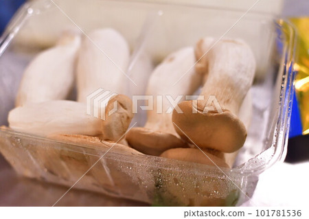 Eringi圖片 Eringi圖片 101781536