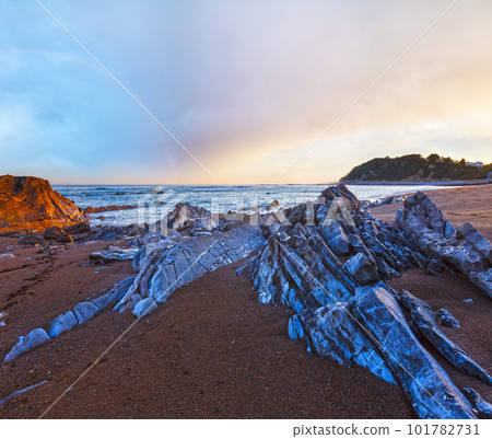 Sunrise ocean view from beach (Bay of Biscay). 101782731