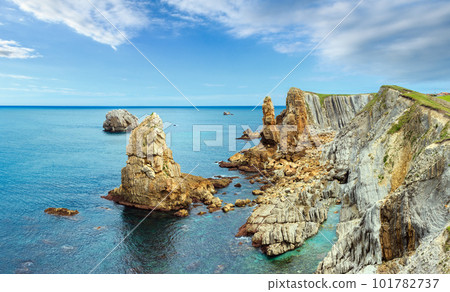 Atlantic Ocean coastline landscape near Arnia Beach (Spain). 101782737