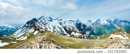 Summer Alps mountain panorama (view from Grossglockner High Alpine Road). 101783005