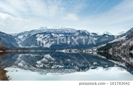 Alpine winter lake panorama. 101783042
