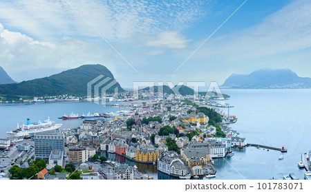 Alesund town (Norway) Alesund town (Norway) 101783071