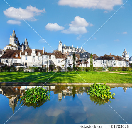 The spring public park in Loches town (France) 101783076