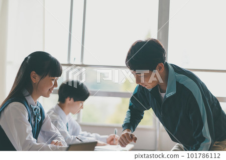 junior high school student, junior high student, middle school student 101786112
