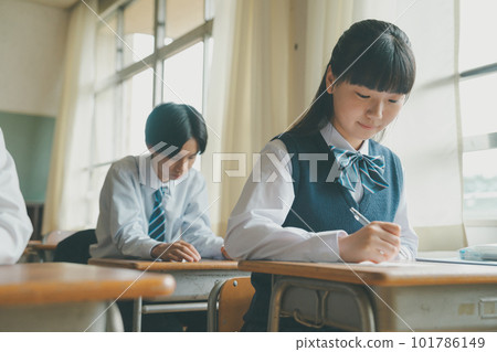 初中生 中學生 國中生 101786149