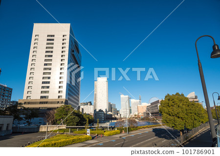 橫濱港未來的早晨視圖 101786901