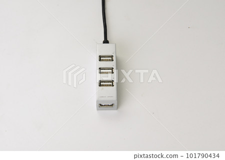 USB hub 101790434