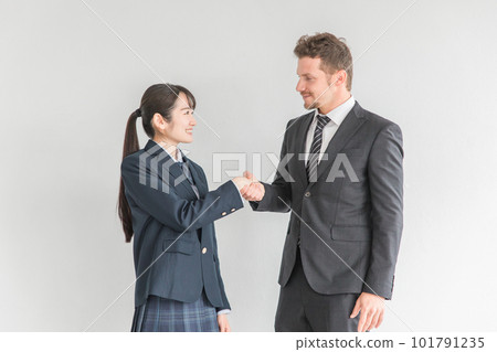 English conversation to shake hands, English teacher, teacher and female high school student, junior high school student 101791235