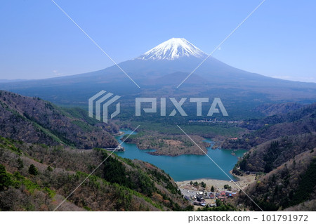 [山梨縣]從三方文山觀景台眺望富士山 101791972