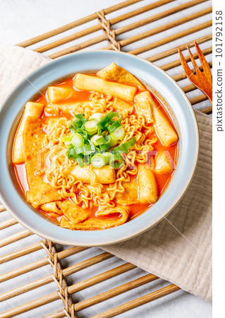 Rabokki, Korean style Stir-fried Instant Noodle : This dish is tteokbokki with ramen noodles. Tteokbokki is a spicy dish made with rice cake, vegetables, and fish cake, Rabokki, Korean style Stir-fried Instant Noodle : This dish is tteokbokki with ramen noodles. Tteokbokki is a spicy dish made with rice cake, vegetables, and fish cake, 101792158