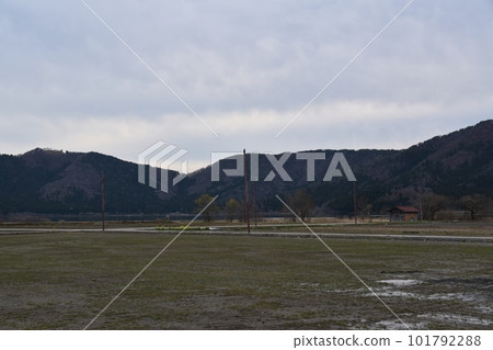 滋賀縣春天黃昏的餘後風光 101792288