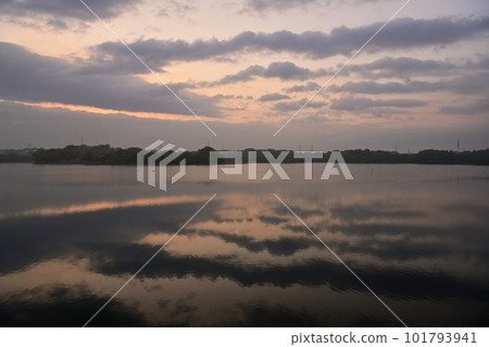 日出的風景 101793941