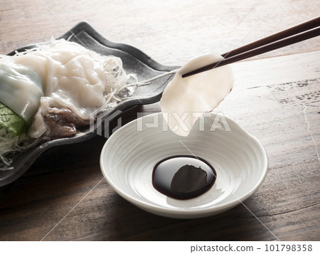 魷魚刺身 101798358