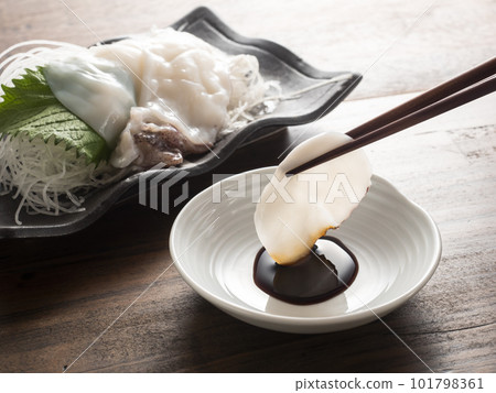 魷魚刺身 101798361