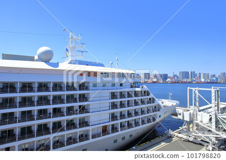 Tokyo International Cruise Terminal Tokyo Bay - Stock Photo