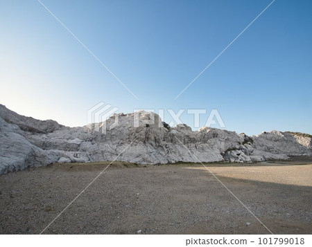 White rocks of Shirasaki coast 101799018