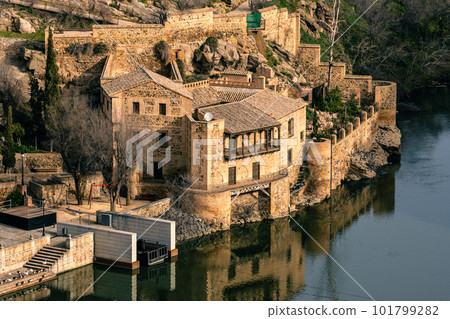 View of the Tagus river in Toledo, Spain 101799282