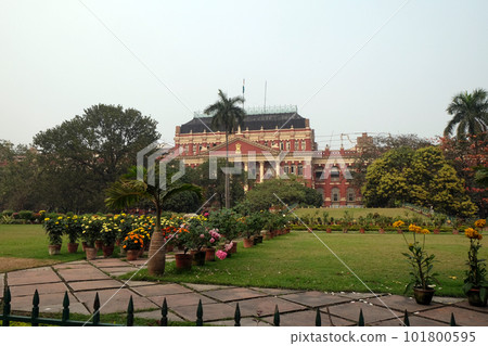 Mahakaran Garden in front of the Writers Building in Kolkata, India 101800595