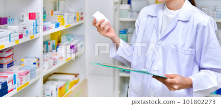 doctor, female, pharmacist 101802273