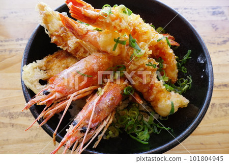 Delicious shrimp tempura rice bowl Japanese food 101804945