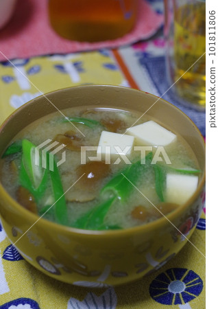Warm and delicious homemade miso soup 101811806