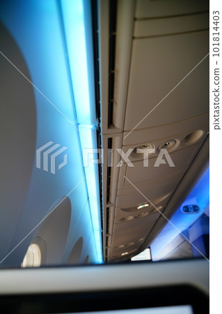 飛機天花板 101814403