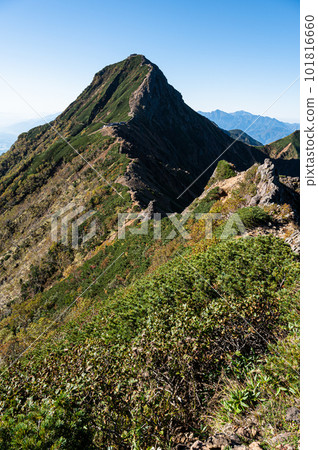 南八岳的山景 赤岳 南八岳的山景 赤岳 101816660