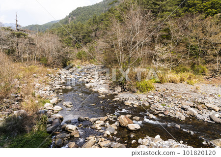 Beautiful view of Qijiawan Creek (Qijiawan River) at Wuling Farm in Taichung Shei-Pa National Park, Taiwan. 101820120