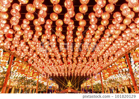 Show of lanterns hanging at Fo Guang Shan Buddha Museum during the Lantern Festival holiday in Kaohsiung, Taiwan. Show of lanterns hanging at Fo Guang Shan Buddha Museum during the Lantern Festival holiday in Kaohsiung, Taiwan. 101820129