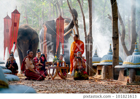 Group of people of mahout village join in traditional ceremony together 101821613
