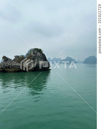 陰天下龍灣 陰天下龍灣 101822729