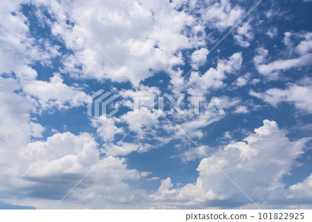 Beautiful clouds with the blue sky background Beautiful clouds with the blue sky background 101822925