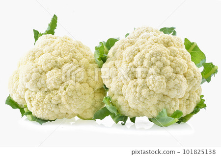 Cauliflower isolated on white background Cauliflower isolated on white background 101825138