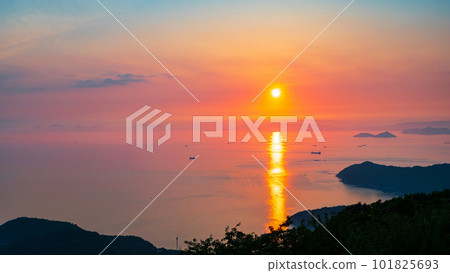 Evening view of Mt. Shiude Evening view of Mt. Shiude 101825693