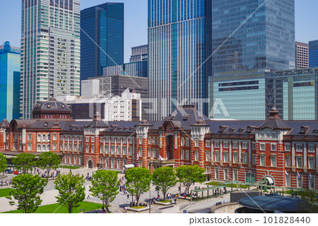 Tokyo Station at noon Tokyo Station at noon 101828440