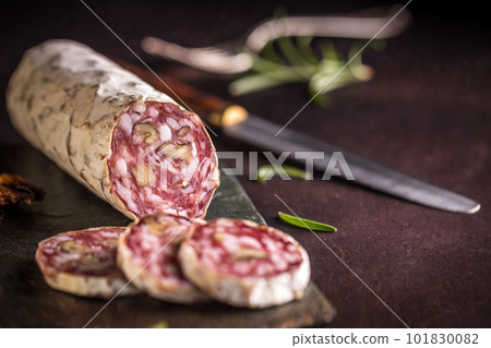 Salami Salami 101830082