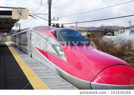 Iwate Station Akita Shinkansen passing through JR Maegata Station Iwate Station Akita Shinkansen passing through JR Maegata Station 101830268
