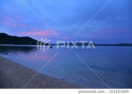 Evening view of Amami Oshima ~Dusk of Amami Crater~ Evening view of Amami Oshima ~Dusk of Amami Crater~ 101831690
