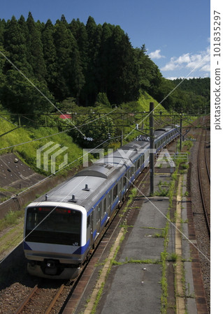 Tohoku Main Line E531 series 3000 series (Kuroiso ⇔ Shin-Shirakawa: one-man operation) 101835297