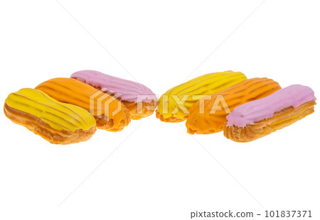 eclairs isolated 101837371