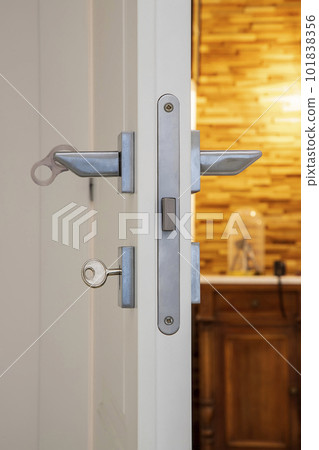 Open door  101838356