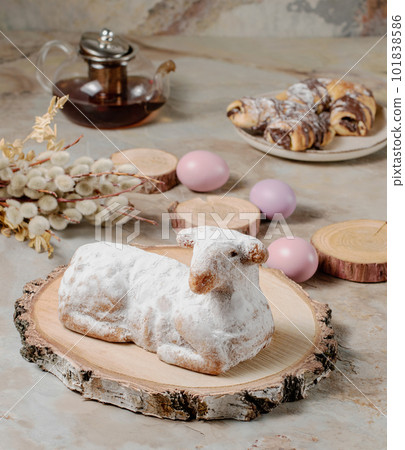 bread, cake, egg 101838586