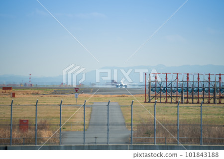 [從京濱島綠道公園看到的 16R 號跑道著陸] 101843188