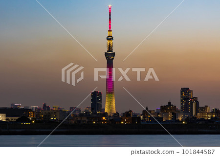 東京晴空塔特別點燈(祈禱東日本大地震災後重建) 東京晴空塔特別點燈(祈禱東日本大地震災後重建) 101844587