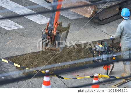 排水管更換工程道路挖掘修復工程 101844821