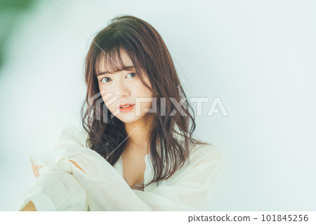 Hairstyle images for young women 101845256