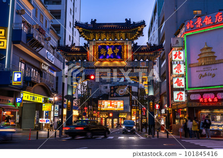 “神奈川縣”橫濱中華街入口夜景 101845416